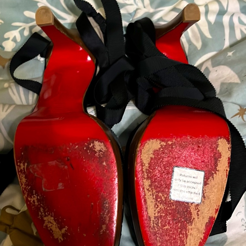 Size 40 Christian Louboutin slingbacks
